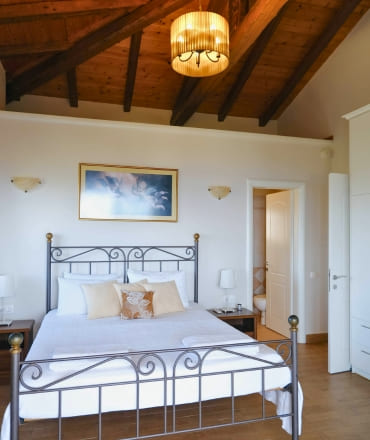 villa melanthi in kassiopi bedrooms