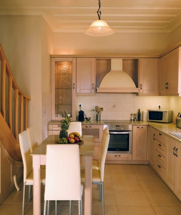 villa melanthi in kassiopi kitchen
